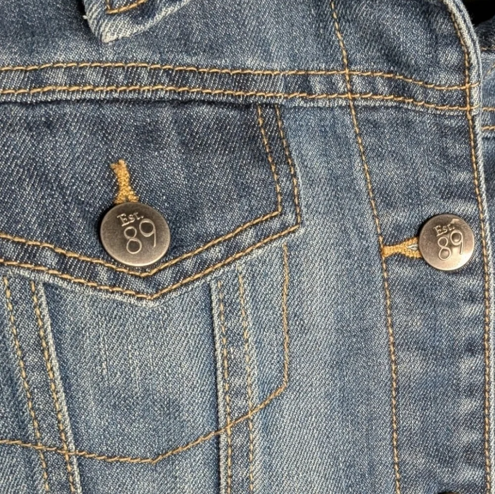 Children’s Place Est. 1989 Girls Jean Jacket XL (14) Blue Denim Button-Front EUC